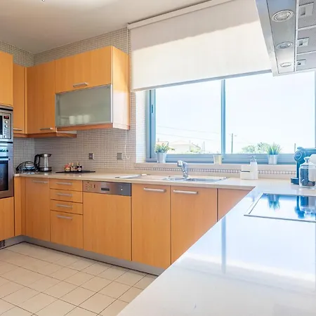 Casas Da Pescaria A Willa Nazaré